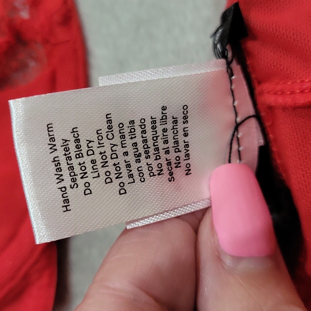 VENUS Cutout Bra & Panty Set - Picture 11 of 11